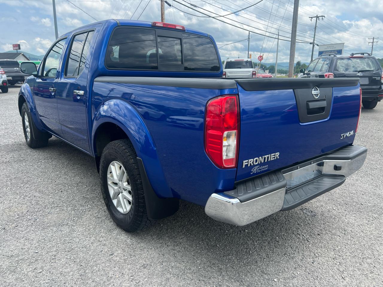 Nissan Frontier 4WD Crew Cab SWB Auto SV 2015