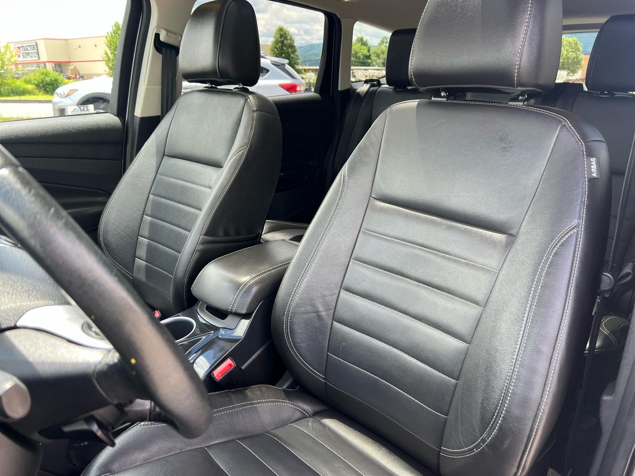Ford Escape 4WD 4dr Titanium 2014