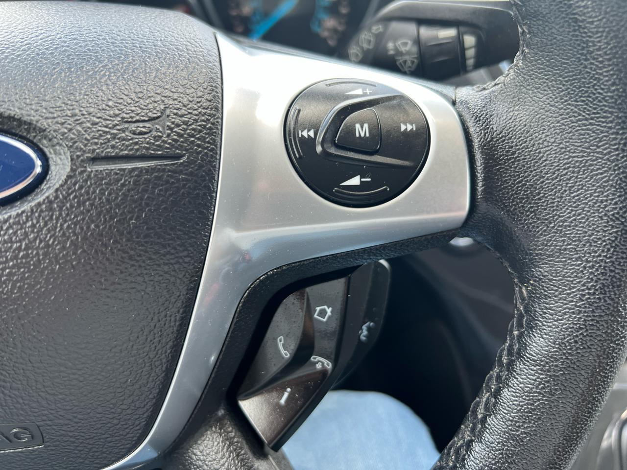 Ford Escape 4WD 4dr Titanium 2014