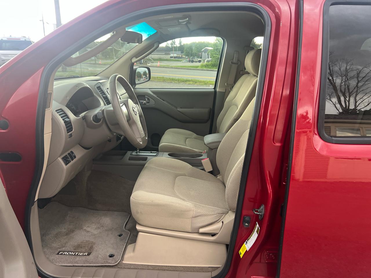 Nissan Frontier 4WD Crew Cab SWB Auto SE 2009