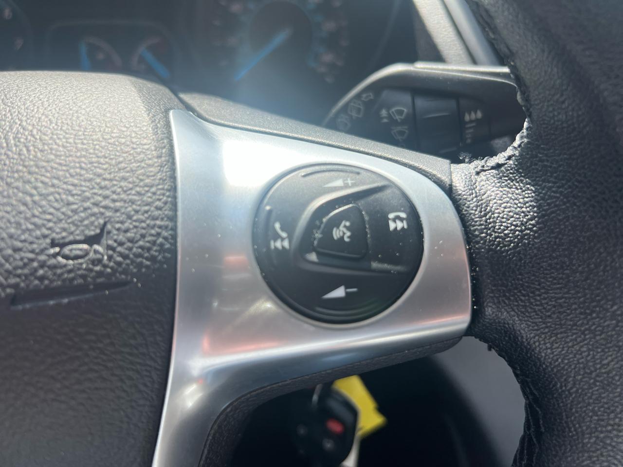 Ford Escape 4WD 4dr SE 2015