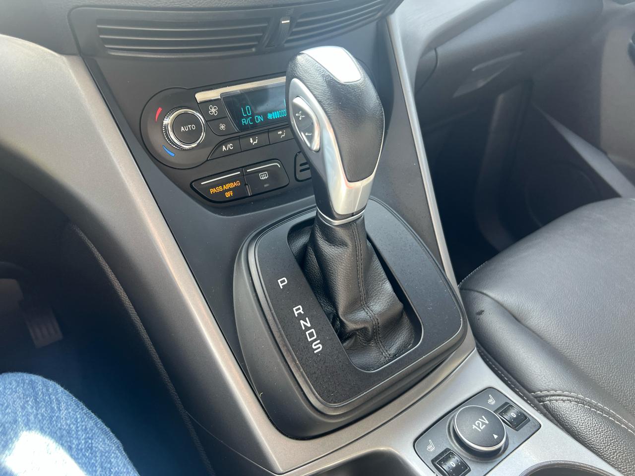 Ford Escape 4WD 4dr SE 2015