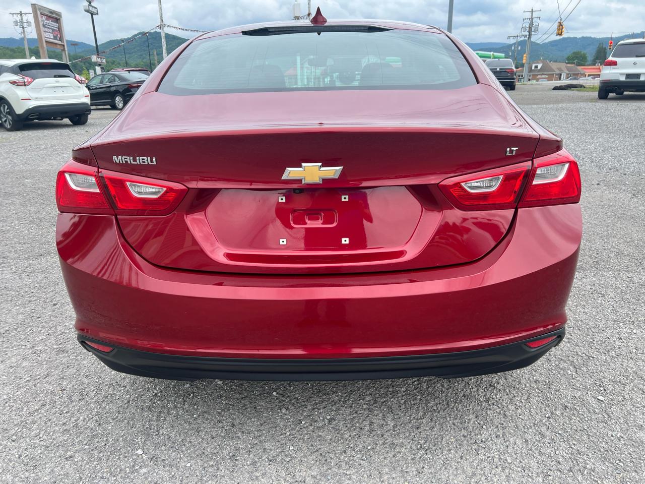 Chevrolet Malibu 4dr Sdn LT w/1LT 2017
