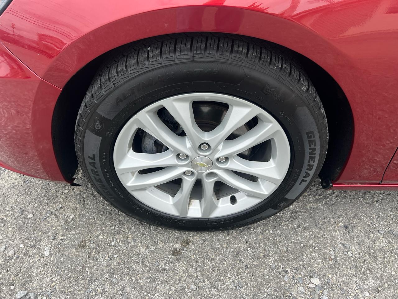 Chevrolet Malibu 4dr Sdn LT w/1LT 2017