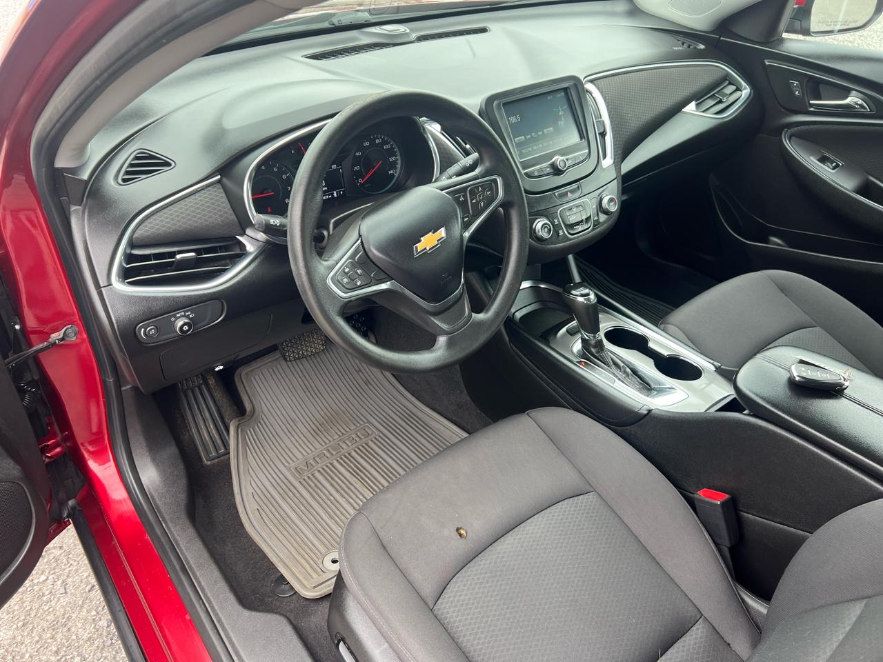 Chevrolet Malibu 4dr Sdn LT w/1LT 2017