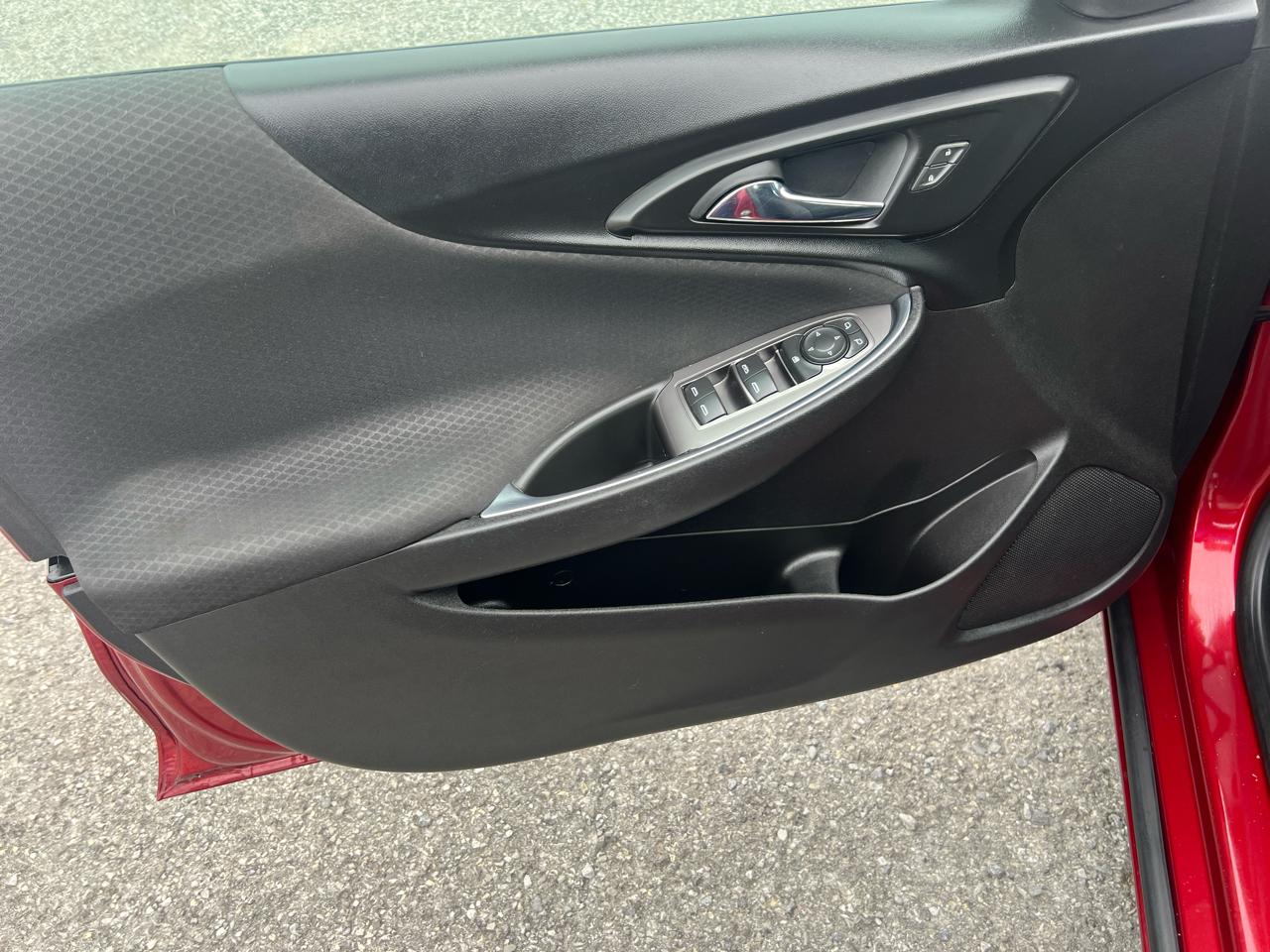 Chevrolet Malibu 4dr Sdn LT w/1LT 2017