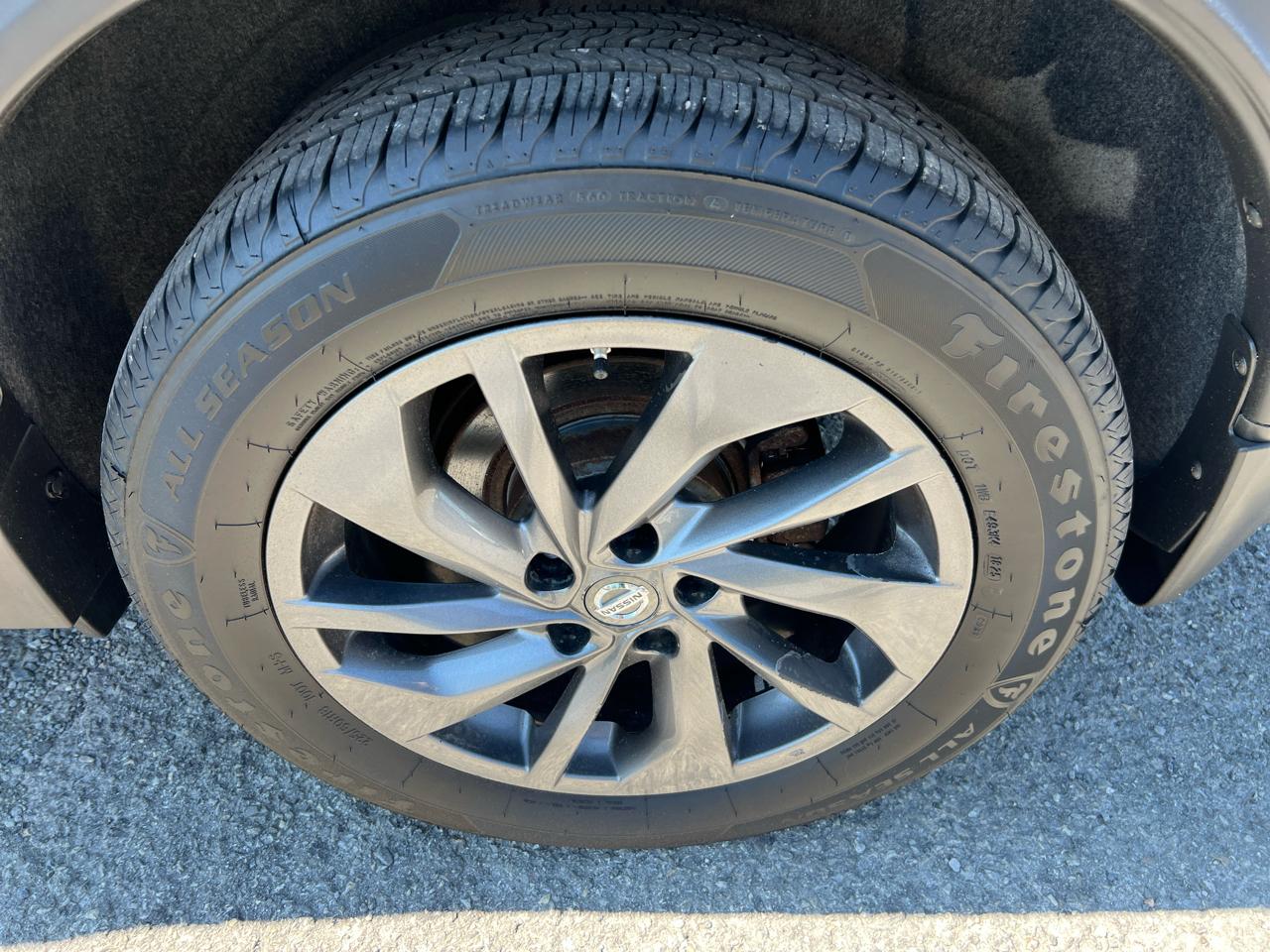 Nissan Rogue AWD 4dr SL 2016