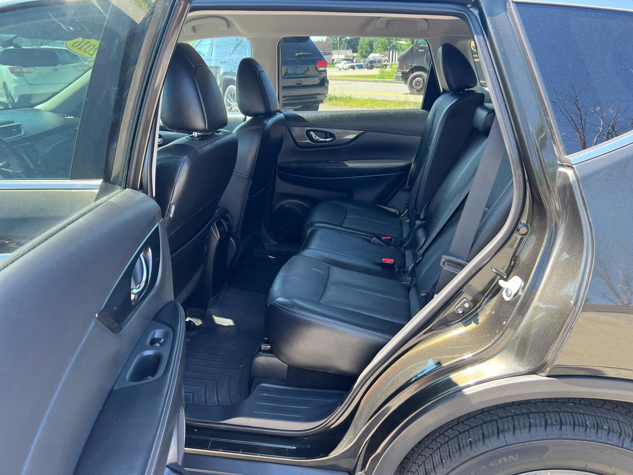 Nissan Rogue AWD 4dr SL 2016