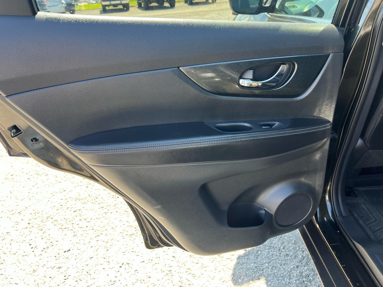 Nissan Rogue AWD 4dr SL 2016