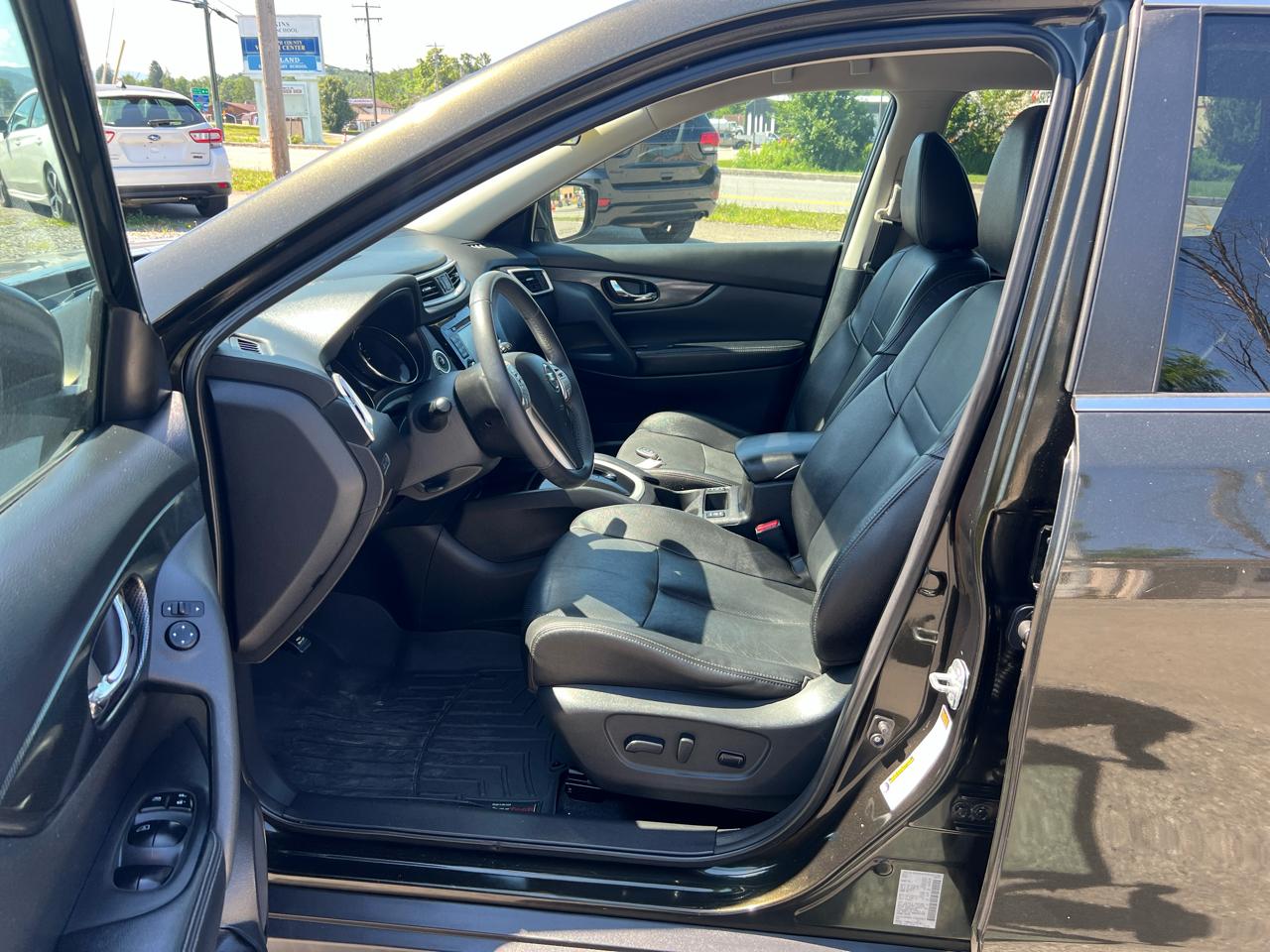 Nissan Rogue AWD 4dr SL 2016