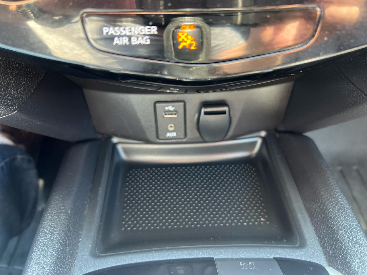 Nissan Rogue AWD 4dr SL 2016