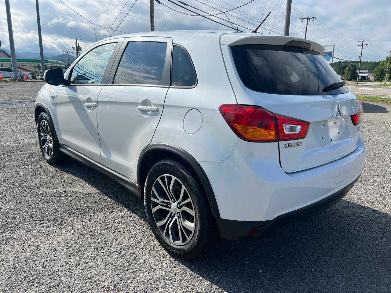 Mitsubishi Outlander Sport AWC 4dr CVT 2.0 ES 2016