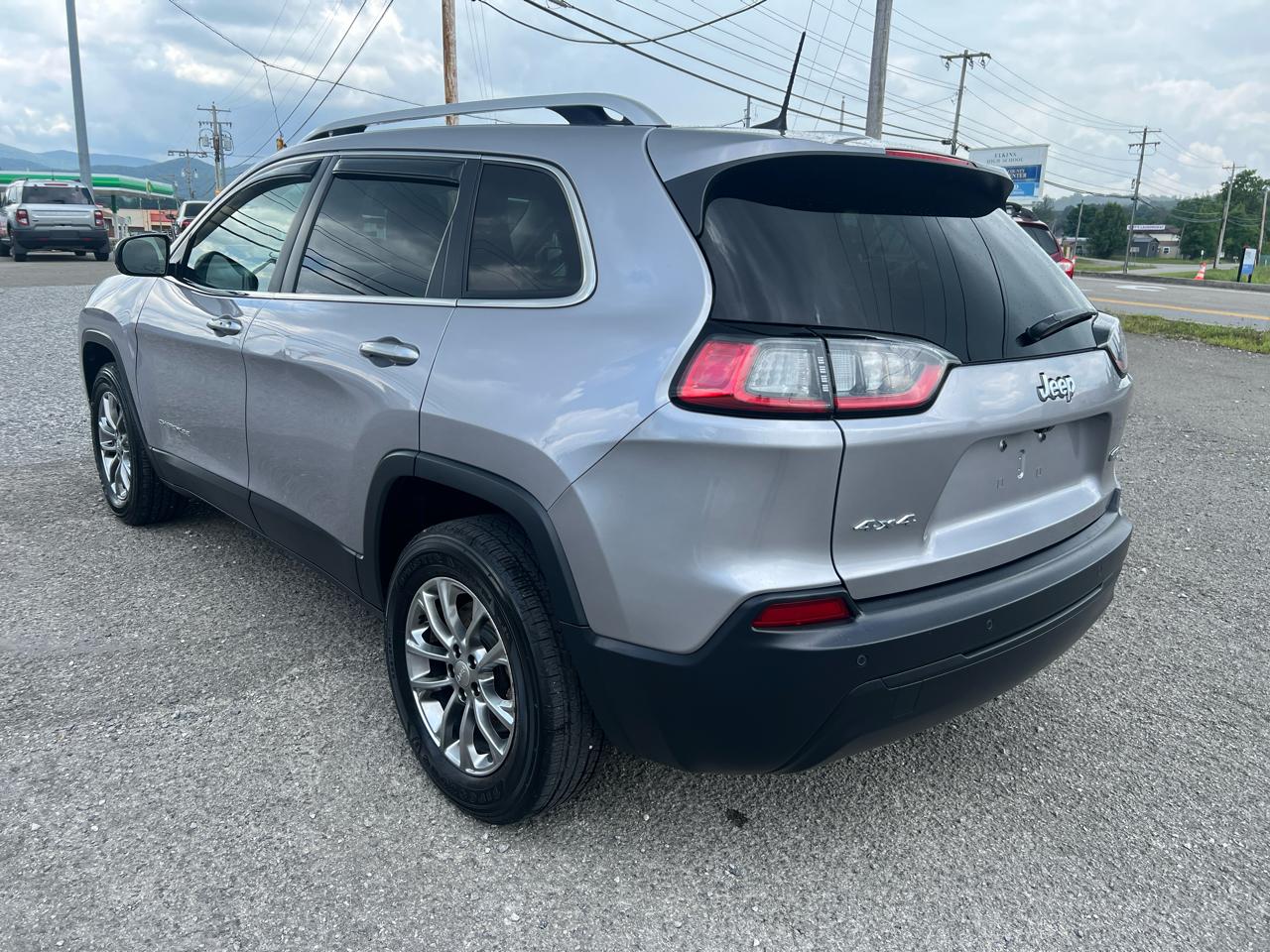 Jeep Cherokee Latitude Plus 4x4 2020