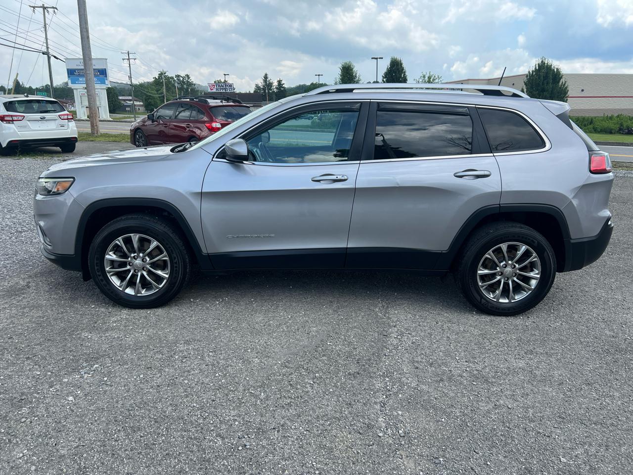 Jeep Cherokee Latitude Plus 4x4 2020