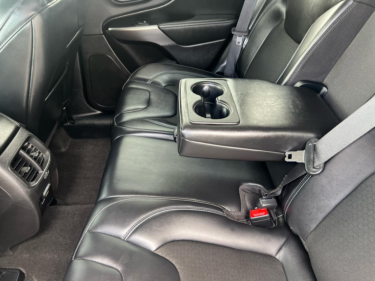 Jeep Cherokee Latitude Plus 4x4 2020