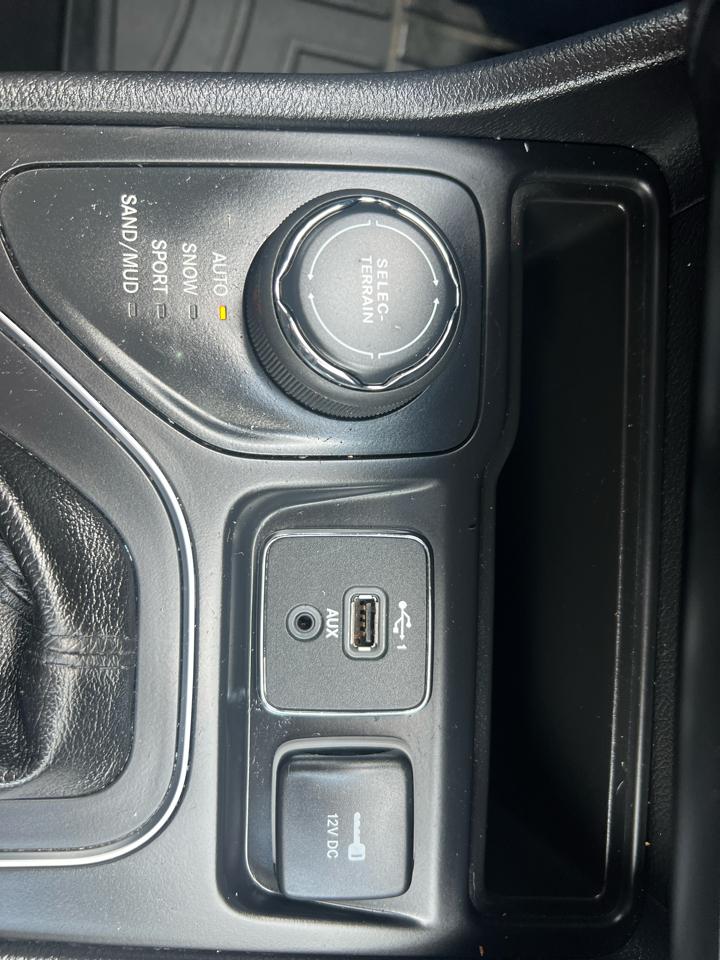 Jeep Cherokee Latitude Plus 4x4 2020
