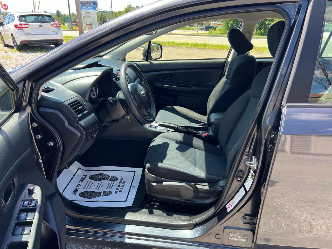 Subaru Impreza Wagon 5dr Auto 2.0i 2012