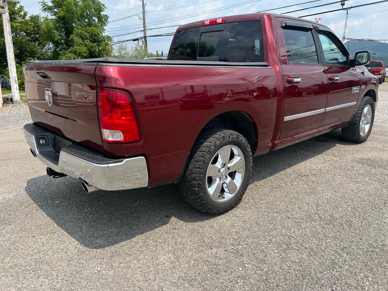 RAM 1500 Big Horn 4x4 Crew Cab 5'7" Box 2018