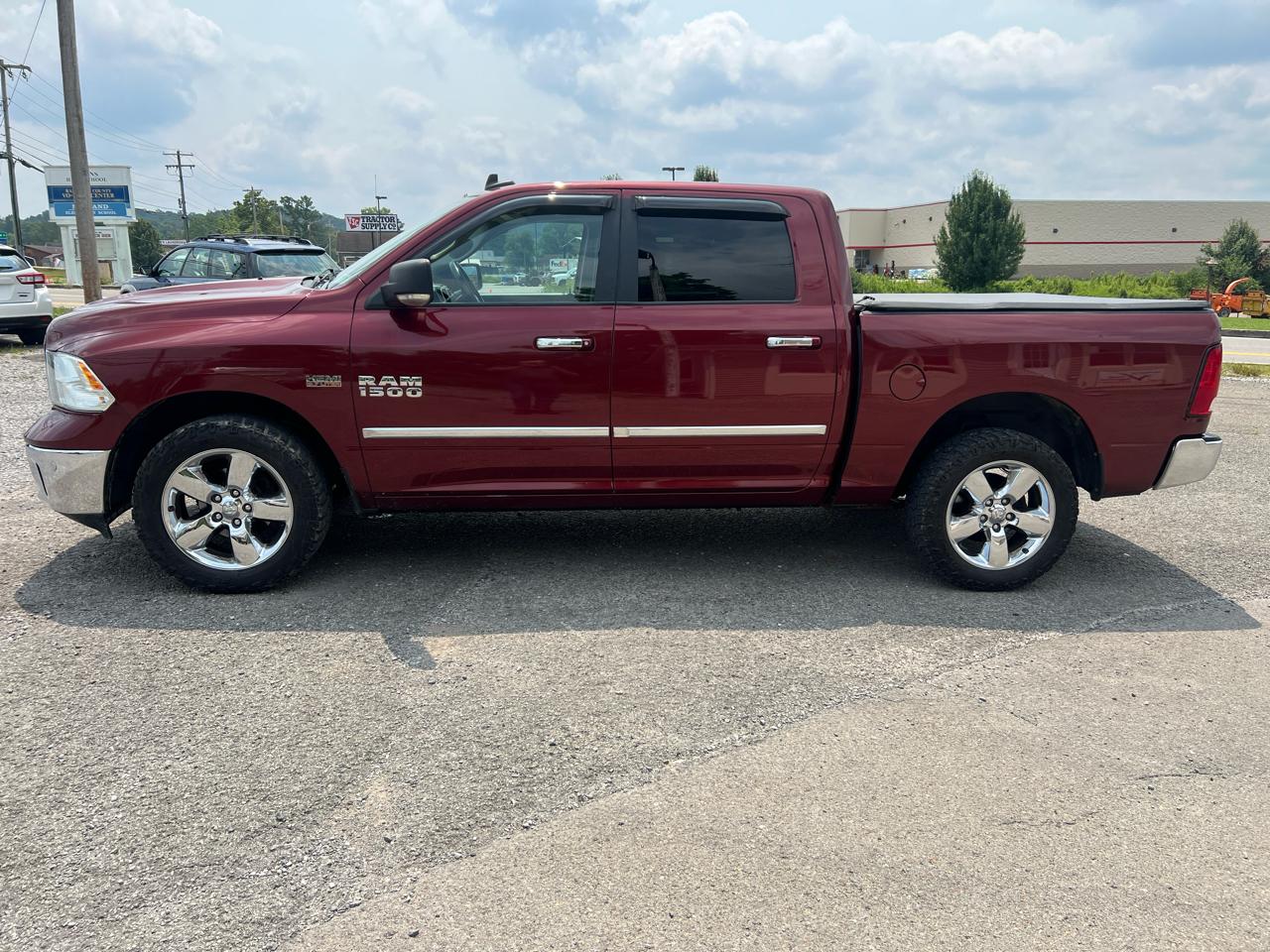 RAM 1500 Big Horn 4x4 Crew Cab 5'7" Box 2018