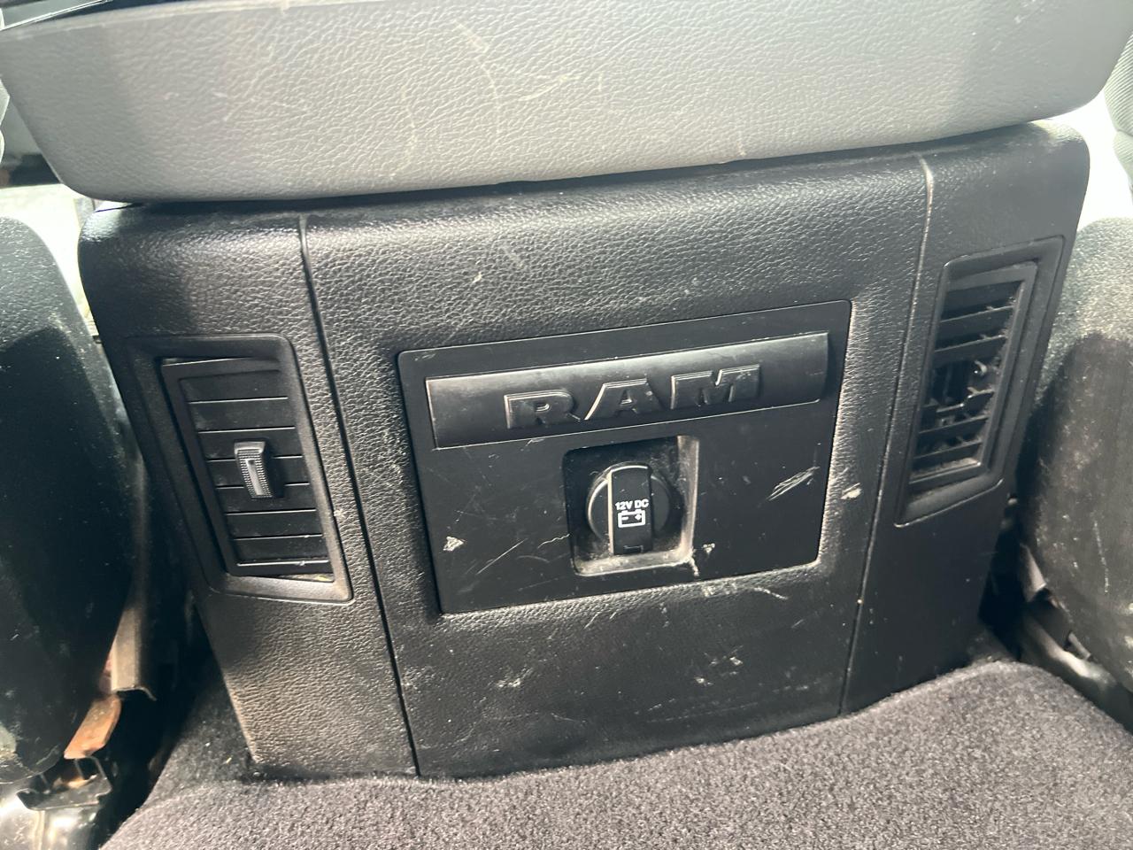 RAM 1500 Big Horn 4x4 Crew Cab 5'7" Box 2018