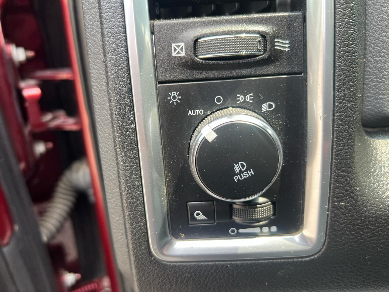 RAM 1500 Big Horn 4x4 Crew Cab 5'7" Box 2018