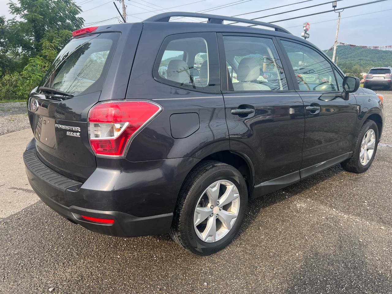Subaru Forester 4dr CVT 2.5i PZEV 2015