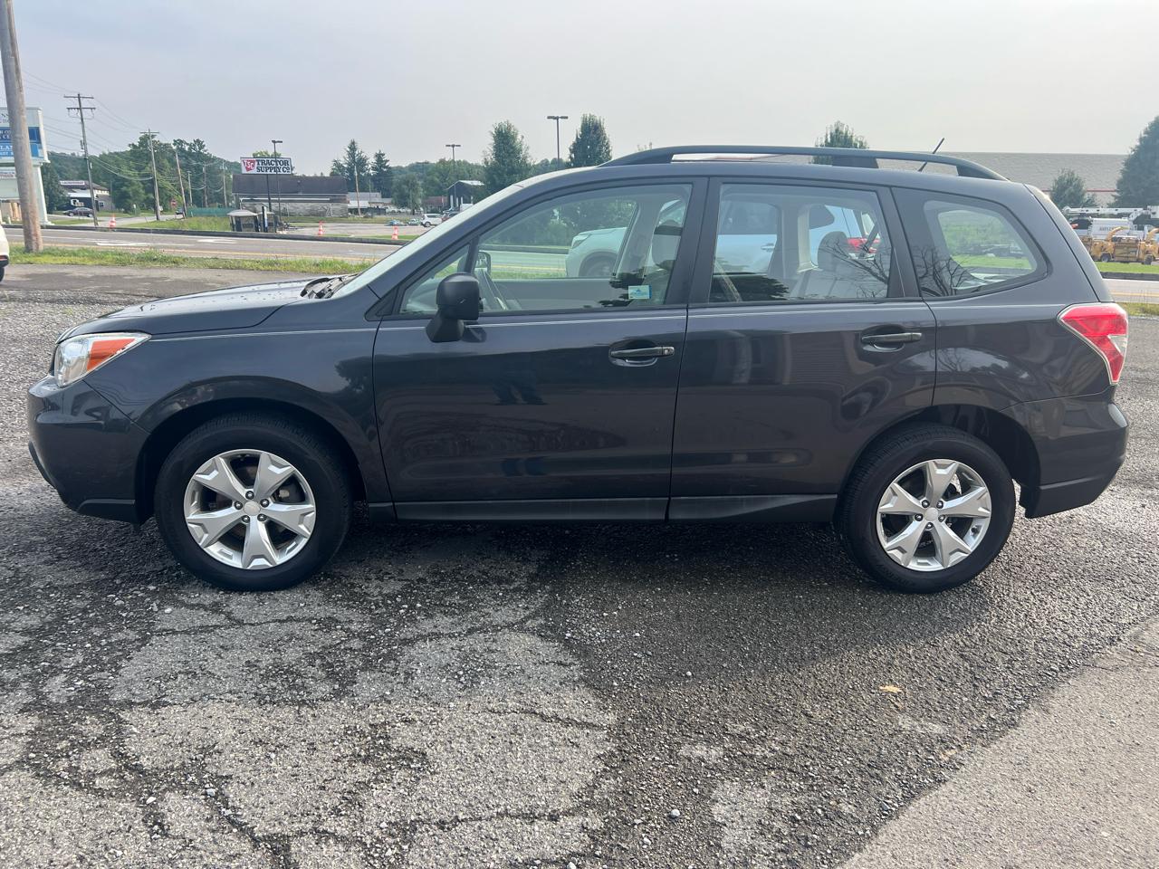Subaru Forester 4dr CVT 2.5i PZEV 2015