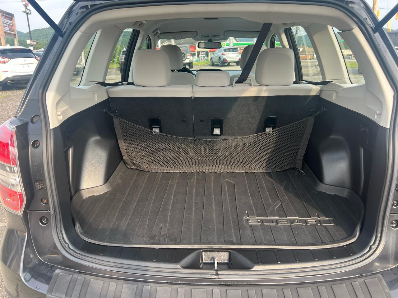 Subaru Forester 4dr CVT 2.5i PZEV 2015