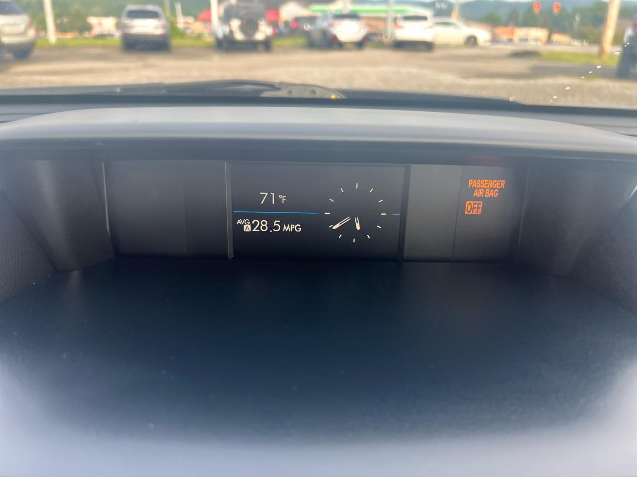 Subaru Forester 4dr CVT 2.5i PZEV 2015