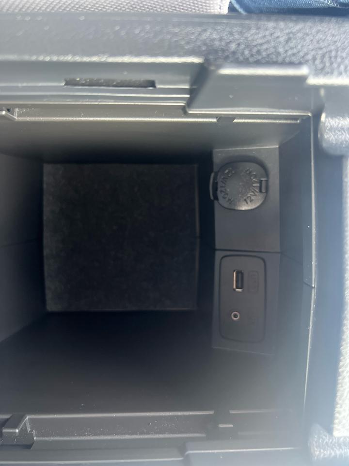 Subaru Forester 4dr CVT 2.5i PZEV 2015