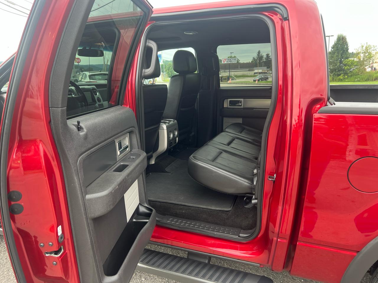 Ford F-150 4WD SuperCrew 145" King Ranch 2014