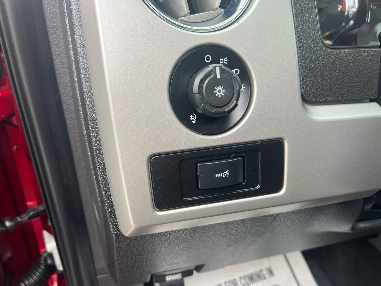 Ford F-150 4WD SuperCrew 145" King Ranch 2014