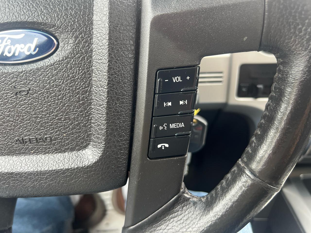 Ford F-150 4WD SuperCrew 145" King Ranch 2014
