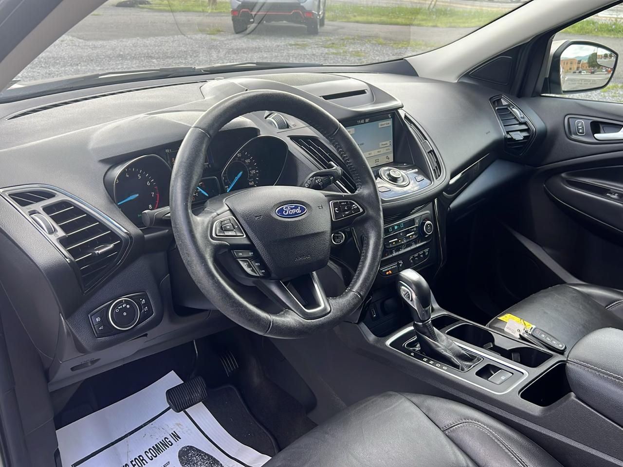 Ford Escape Titanium 4WD 2018
