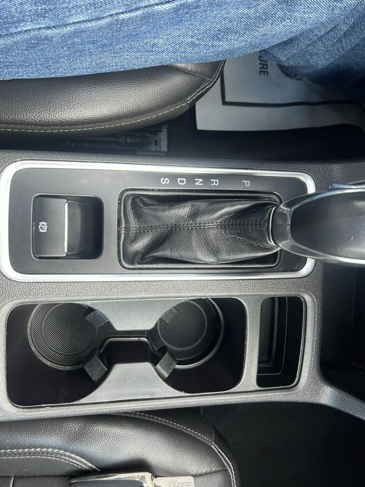 Ford Escape Titanium 4WD 2018