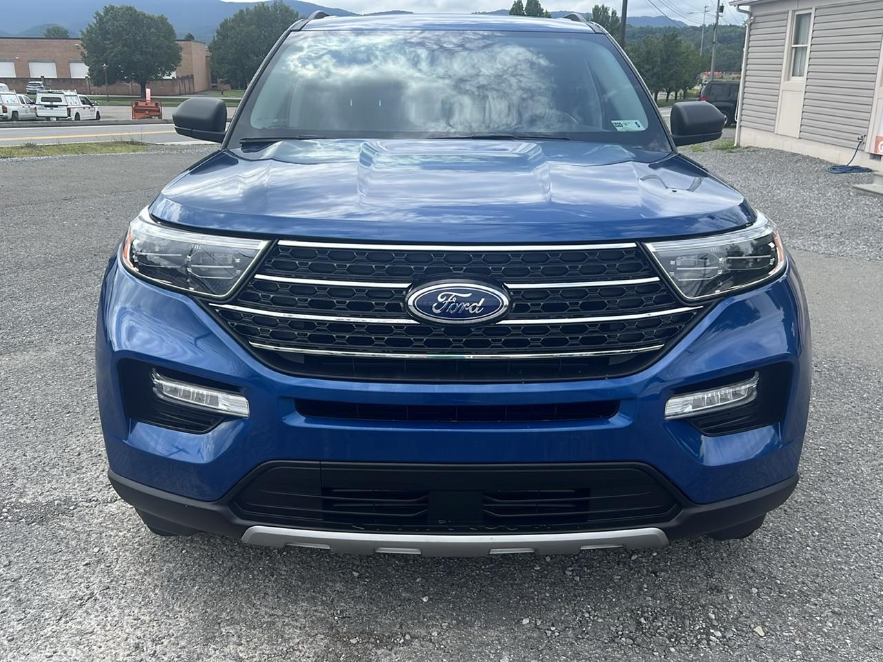 2022 Ford Explorer XLT - Photo 8