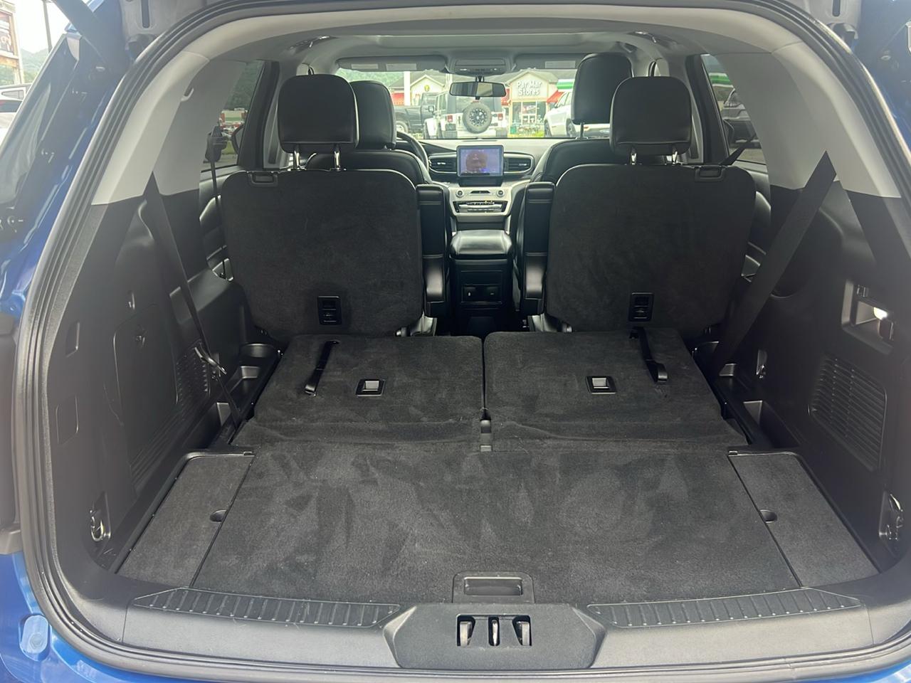 2022 Ford Explorer XLT - Photo 18