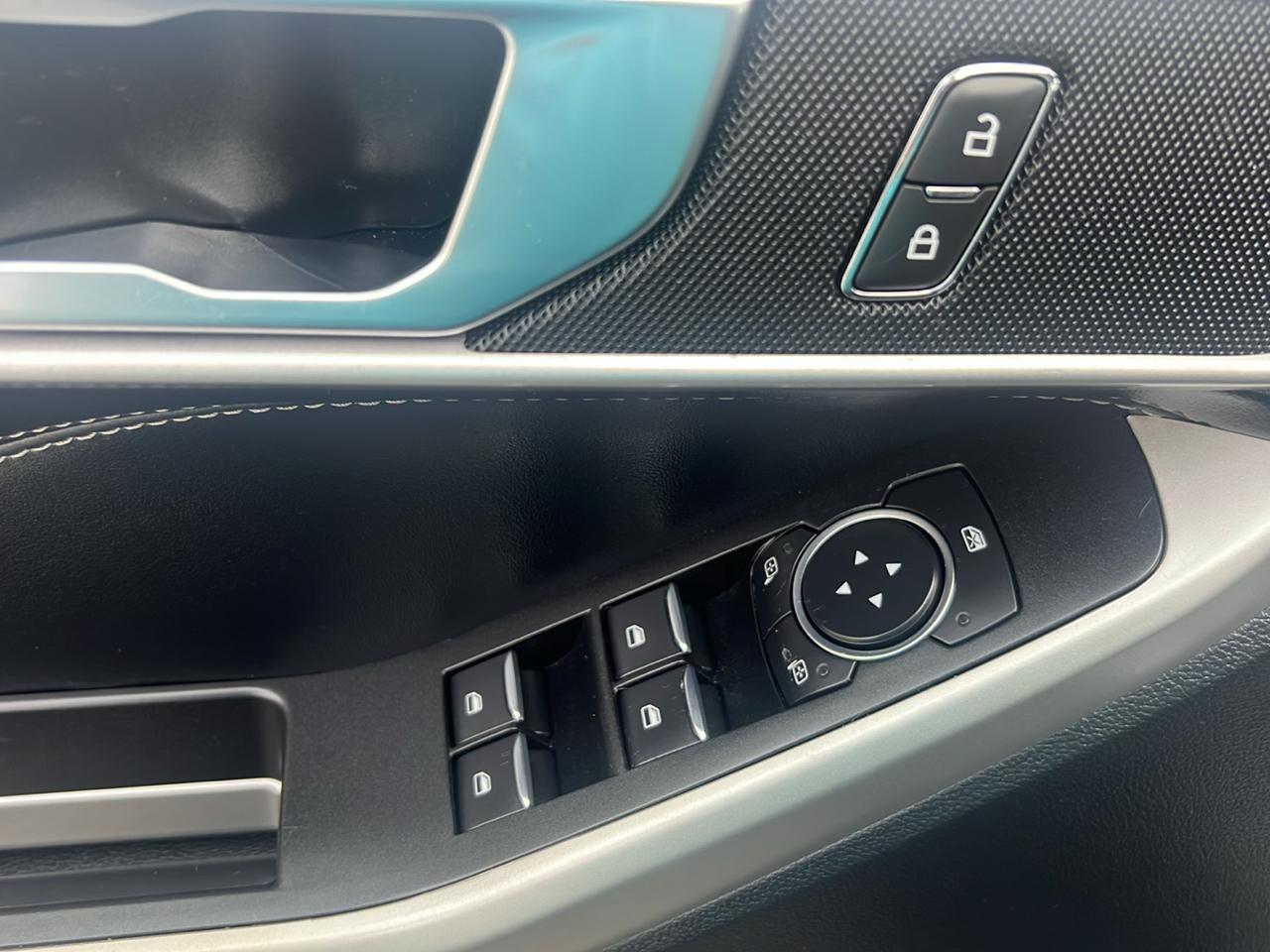 2022 Ford Explorer XLT - Photo 30
