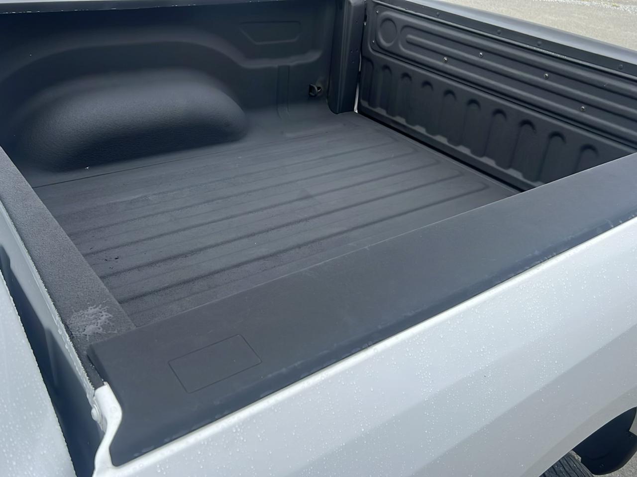RAM 1500 4WD Crew Cab 140.5" Sport 2014