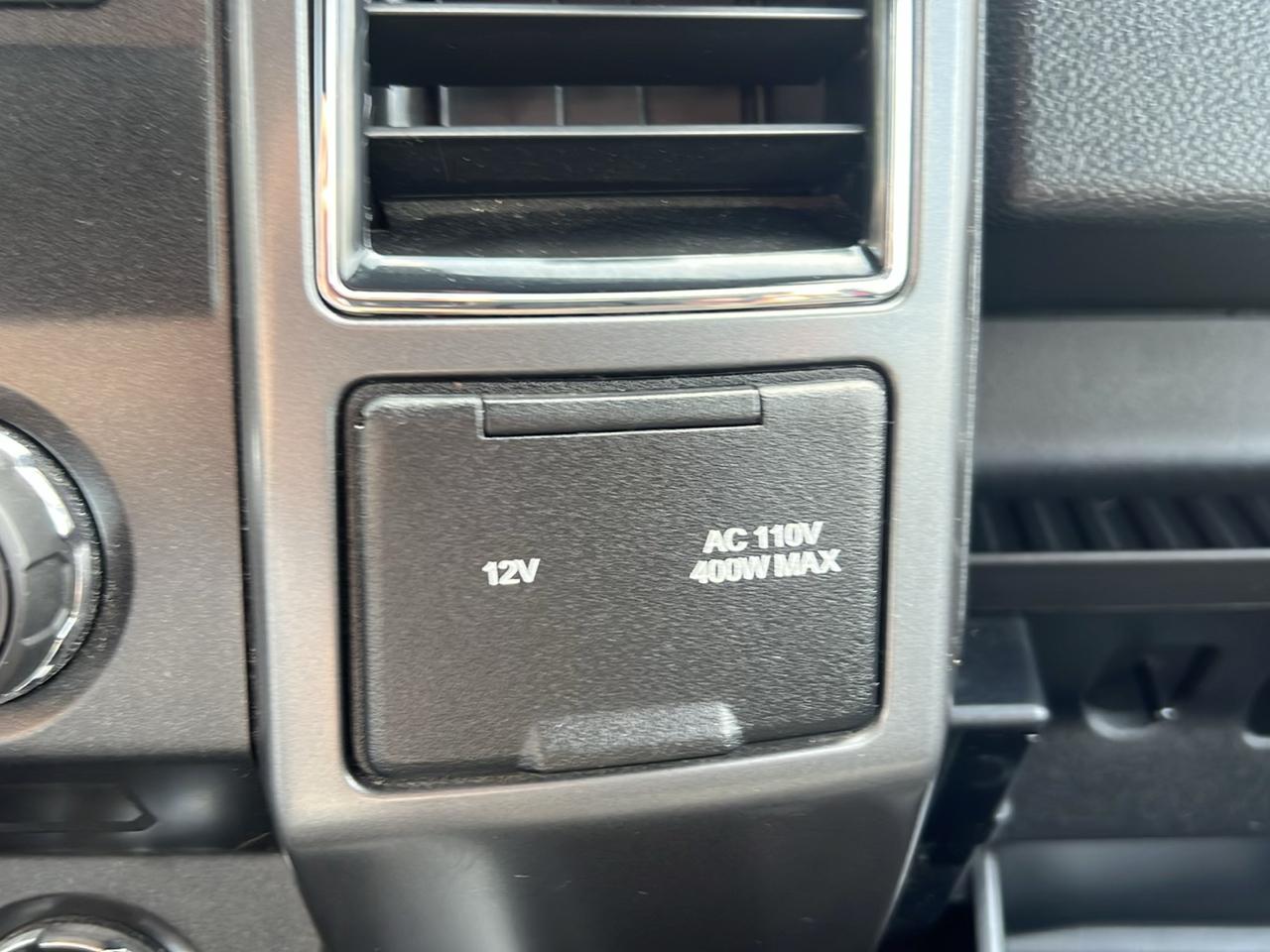 Ford F-150 4WD SuperCrew 150" XLT 2017