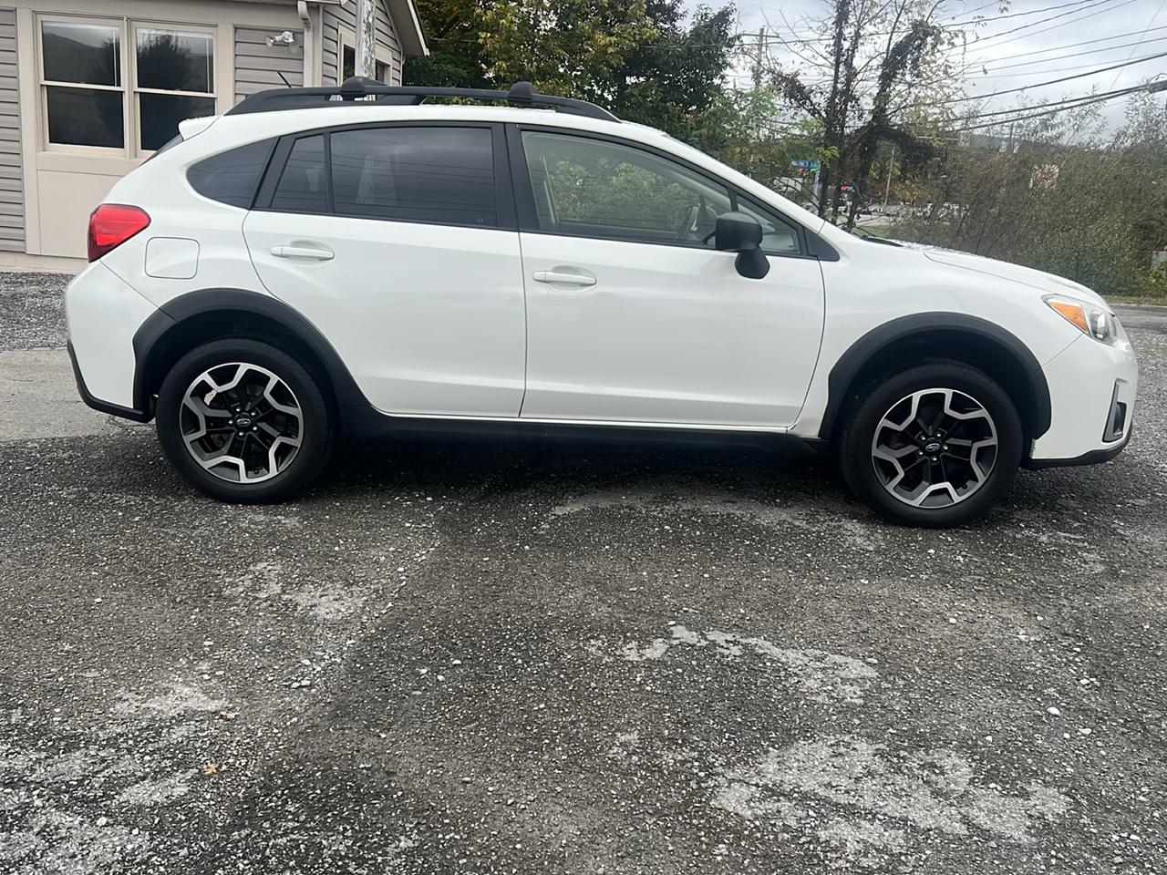 Subaru Crosstrek 2.0i Manual 2017
