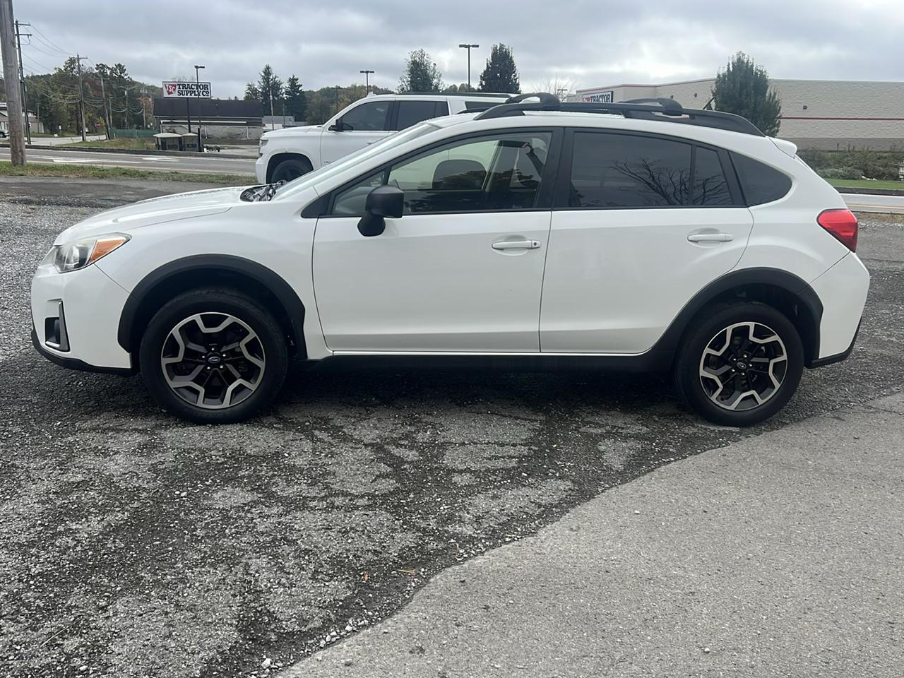 Subaru Crosstrek 2.0i Manual 2017
