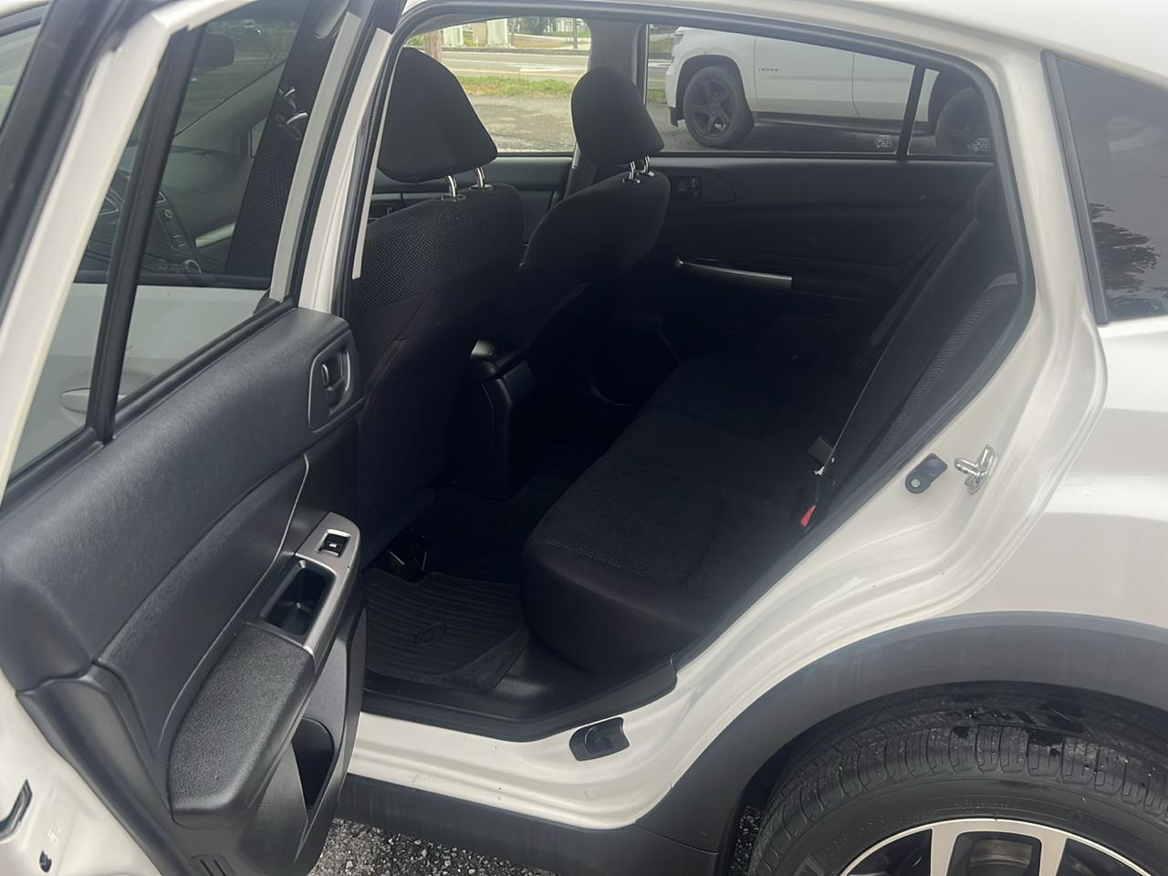Subaru Crosstrek 2.0i Manual 2017