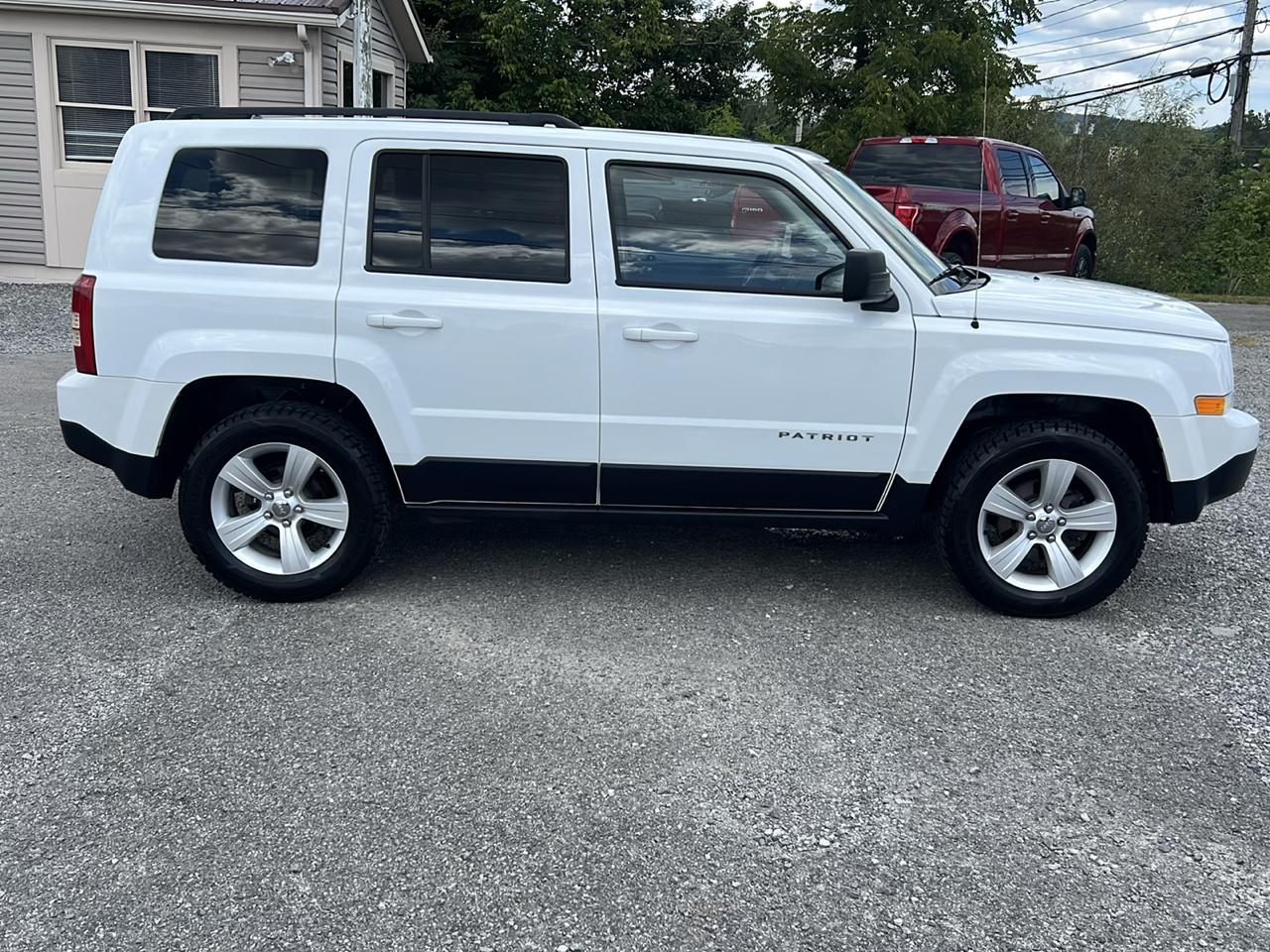 Jeep Patriot 4WD 4dr Sport 2015