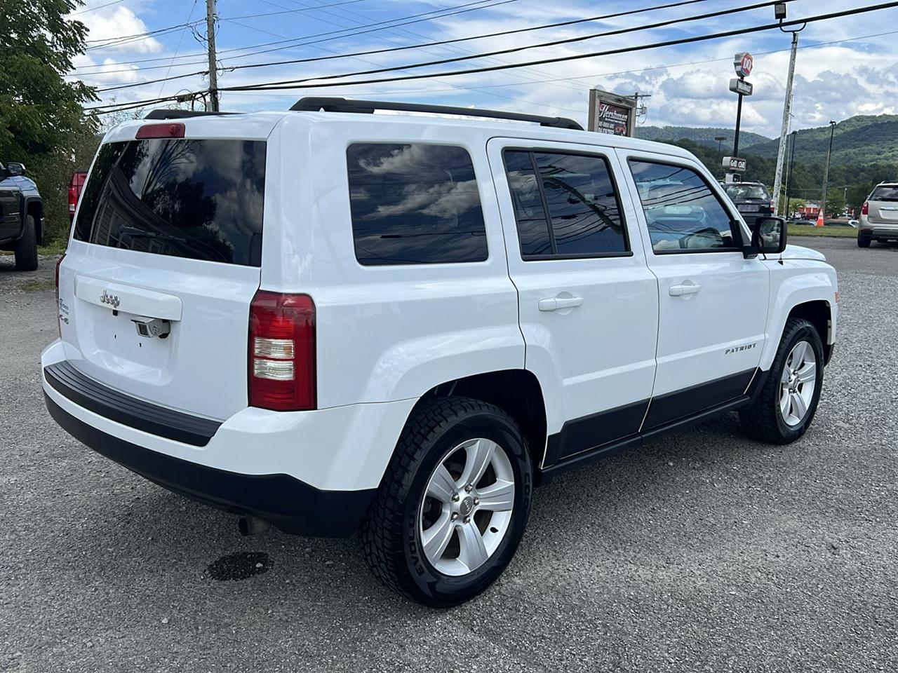 Jeep Patriot 4WD 4dr Sport 2015