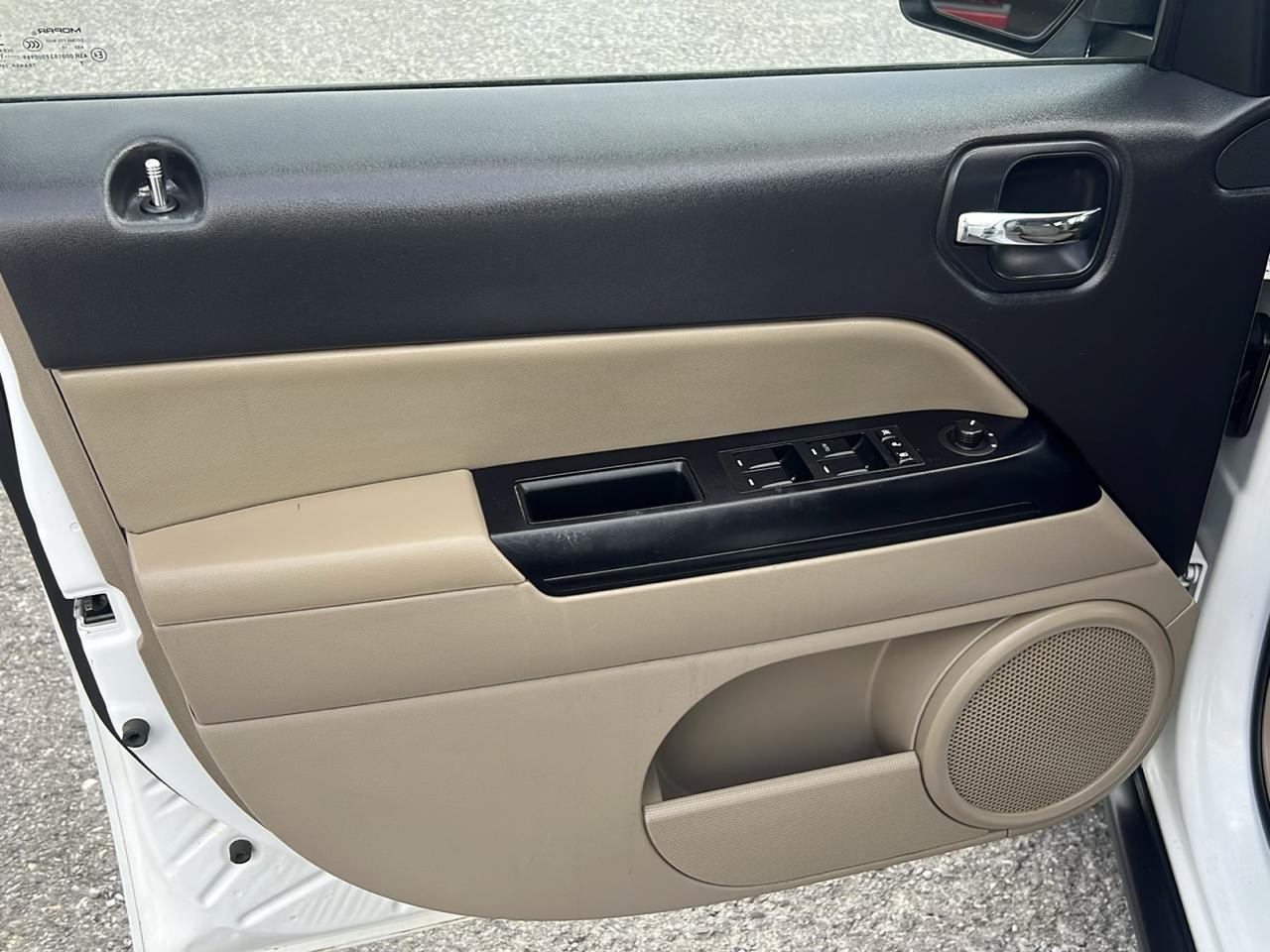 Jeep Patriot 4WD 4dr Sport 2015