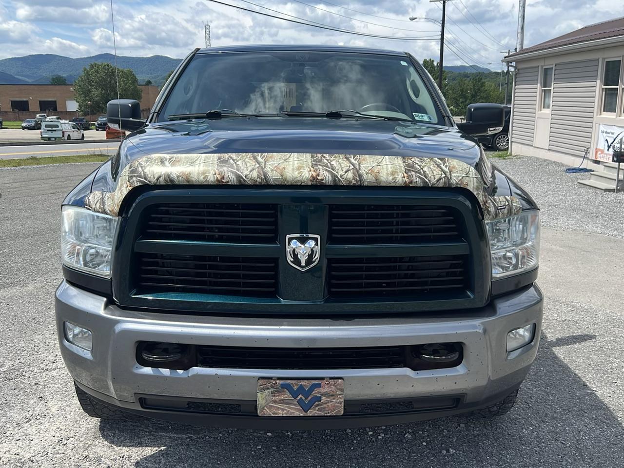 RAM 2500 4WD Crew Cab 149" Outdoorsman 2011