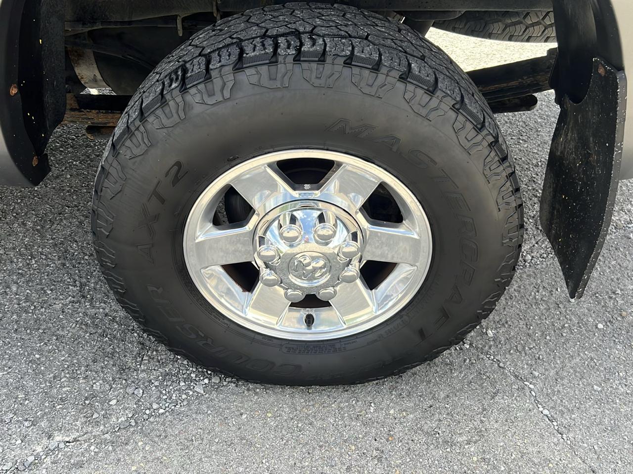 RAM 2500 4WD Crew Cab 149" Outdoorsman 2011