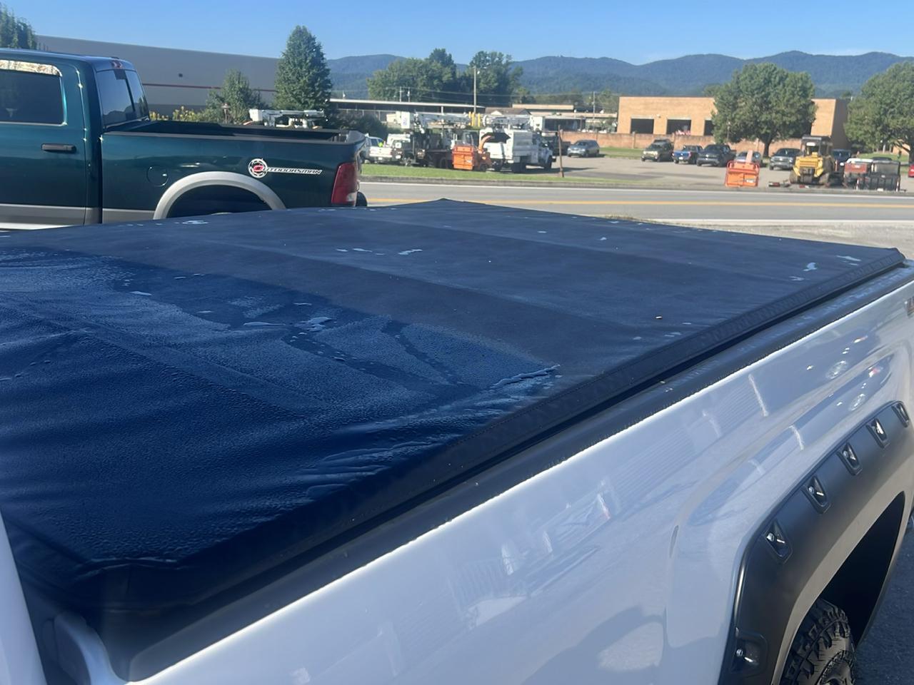 Chevrolet Silverado photo 11