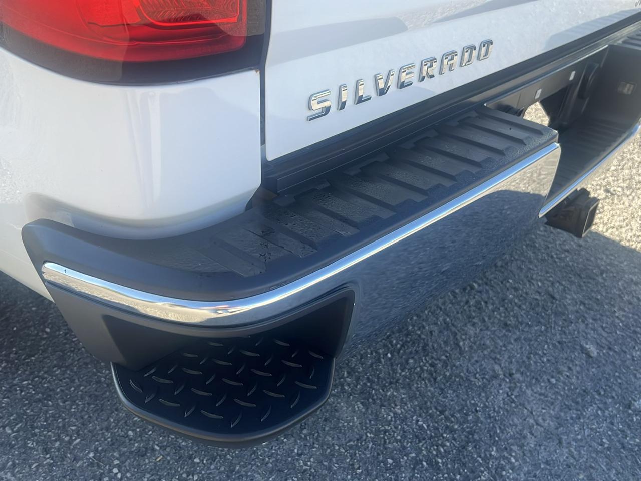Chevrolet Silverado photo 13